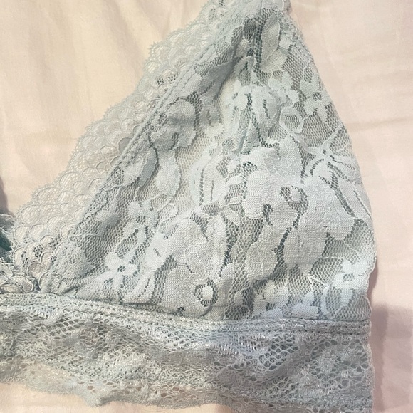 Bralette - Picture 4 of 5